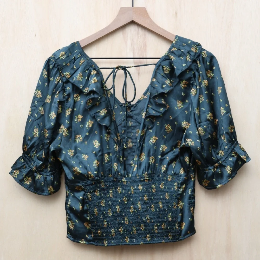 Free People approximate measurements